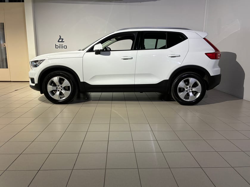Bild 3 av Volvo XC40 T4 AWD Momentum Edition |DRAGKROK|