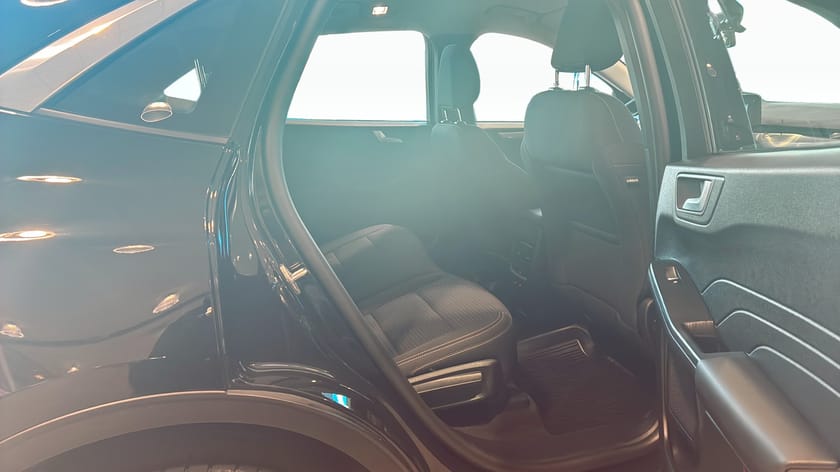 Bild 5 av Ford Kuga Plug-In Hybrid TITANIUM 2.5 PHEV FWD 225HK |3,95 % RÄNTA |