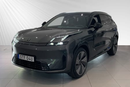 Lynk & Co 08 PHEV More