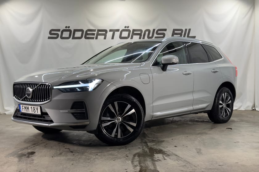 Bild 1 av Volvo XC60 Recharge T6 AWD CORE DRAG PANO GOOGLE KAMERA MOMSBIL