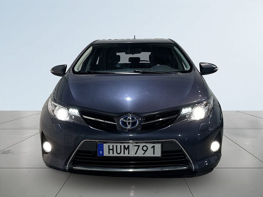 Bild 2 av Toyota Auris Hybrid e-CVT Kamera 1 ägare Mvärm Kamkedja S/V-hjul