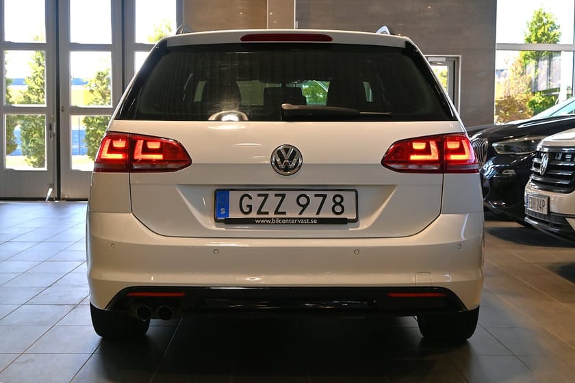 Bild 4 av Volkswagen Golf Sportscombi 1.4 TSI 150hk R-Line Dragkrok Adaptiv Farth