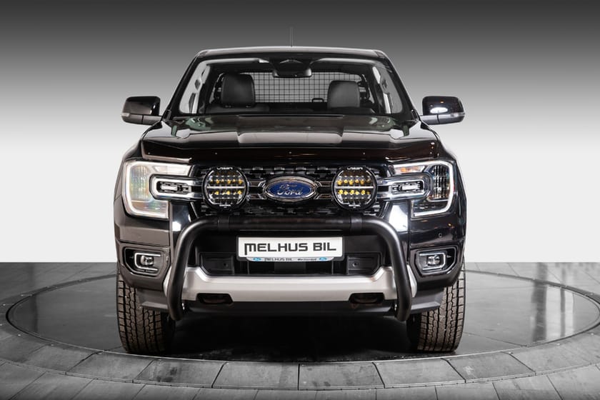 Bilde 3 av Ford Ranger Dobbelcab 2,0 TDCi 205hk Limited/Ekstralys foran & bak