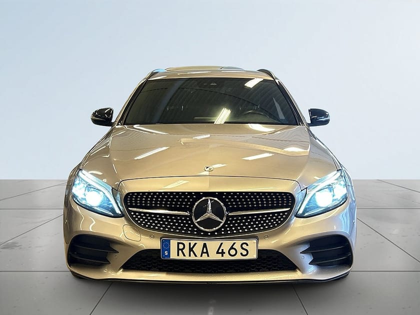 Bild 2 av Mercedes-Benz C 220 T d 4MATIC 9G AMG Line Kamera/Dragkrok/SoV-Hjul/Nav