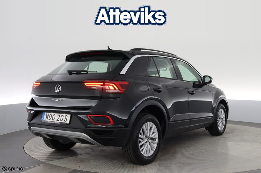Bild 3 av Volkswagen T-Roc TSI 110hk Assist Keyless ACC Klimat