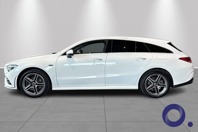 Bilde 2 av Mercedes-Benz CLA 250 e Shooting Brake 250e AMG Premium || Panorama || Keyless || El bakluke