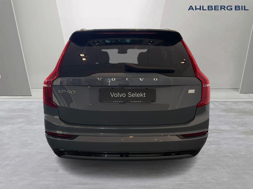 Bild 4 av Volvo XC90 7-seater Recharge T8 Ultimate Dark. 360 kamera,  HarmanKardon PremiumSound,  Head Up Display, Navi, Adaptiv farthållare