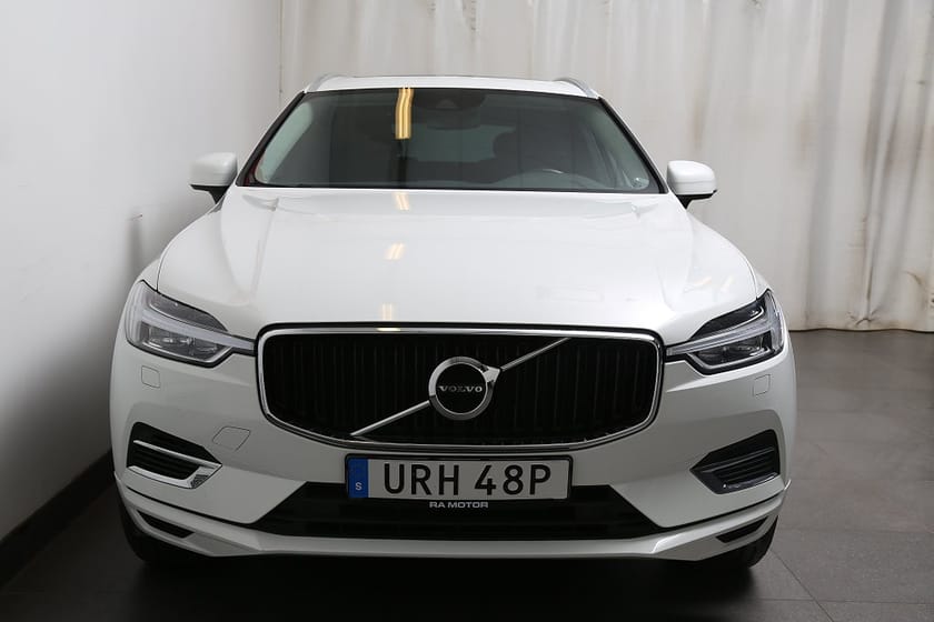 Bild 5 av Volvo XC60 T8 Twin Engine AWD Momentum Edt Aut Pano Drag Leasbar