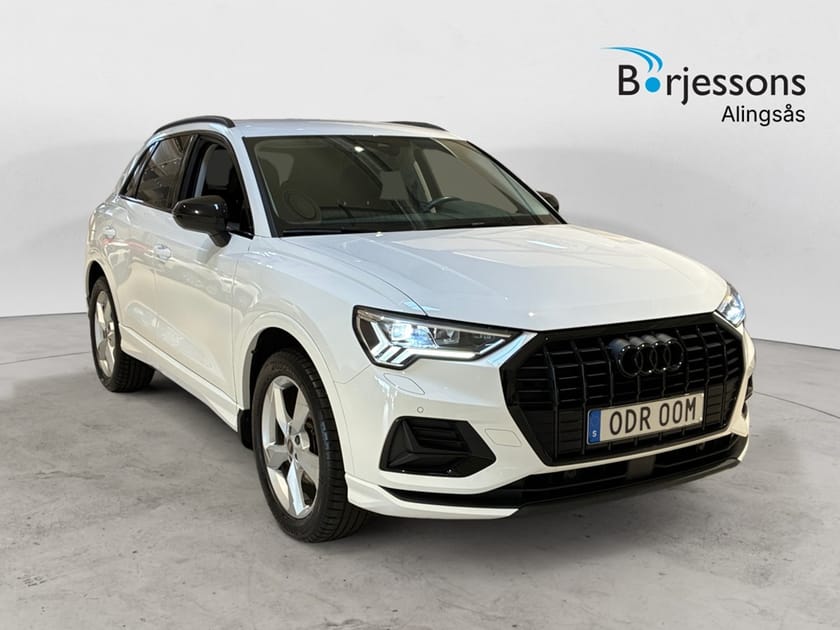 Bild 1 av Audi Q3 35 TFSI TSI 150hk S-Tronic Värmare/Drag/Kamera/Svart Optik