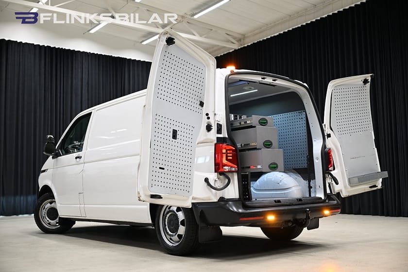 Bild 5 av Volkswagen Transporter 4Motion 150HK L2|Servicebil|Inredd|LED|Moms|Inverter