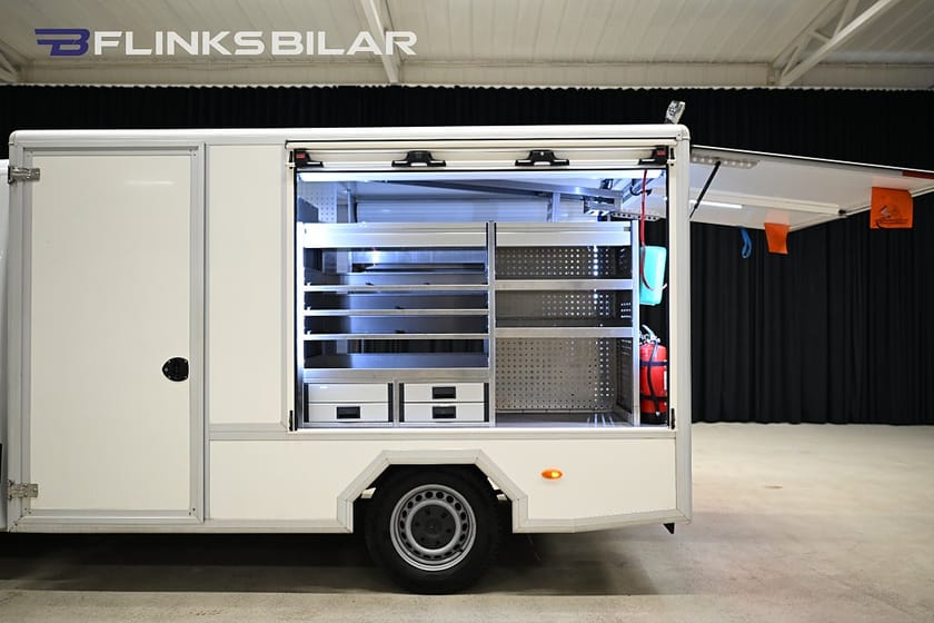 Bild 4 av Mercedes-Benz Sprinter 316 CDI Chassi 7G+ 163HK Automat|Servicebil|Påbyggnad|Aluca-Inredd