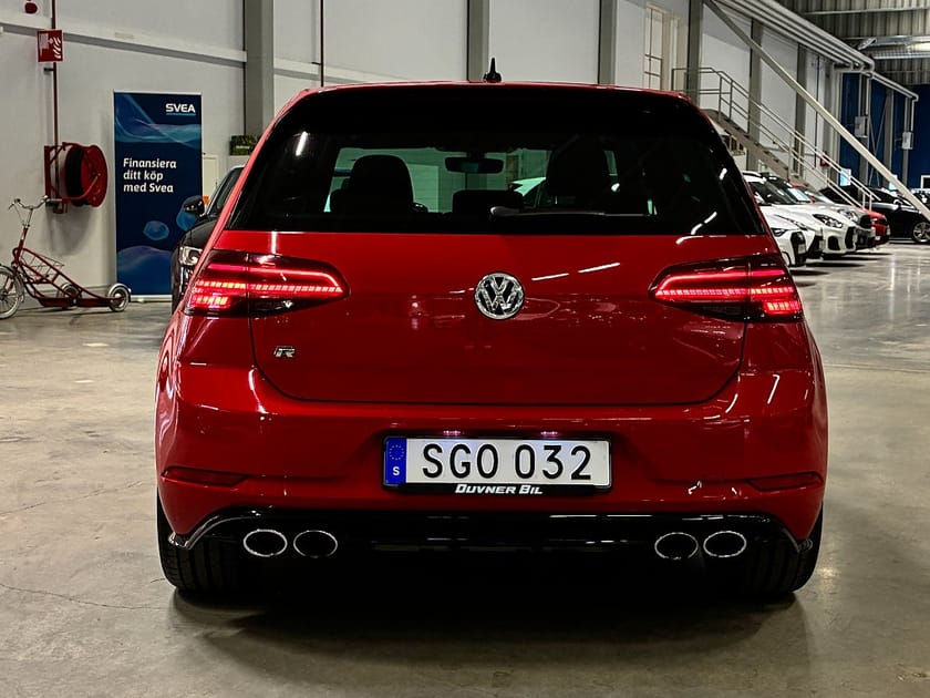 Bild 4 av Volkswagen Golf  R 2.0 TSI 310Hk 4Motion | Cockpit | Backkamera