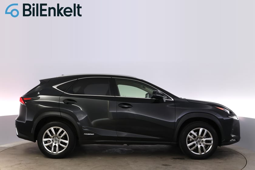 Bild 2 av Lexus NX 300h AWD Executive Dragkrok Kamera Navi Läder