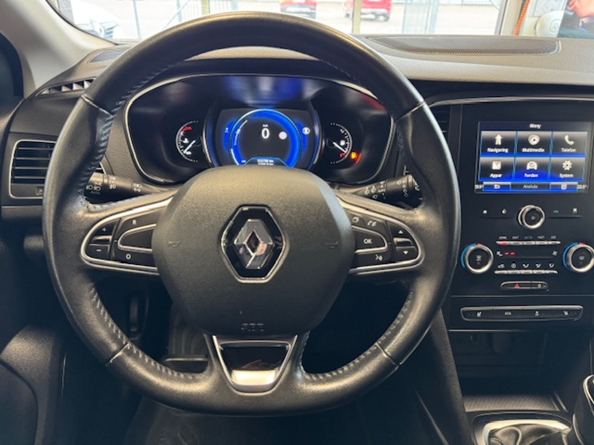Renault Megane 1.2 TCe 2016, bild 7/10