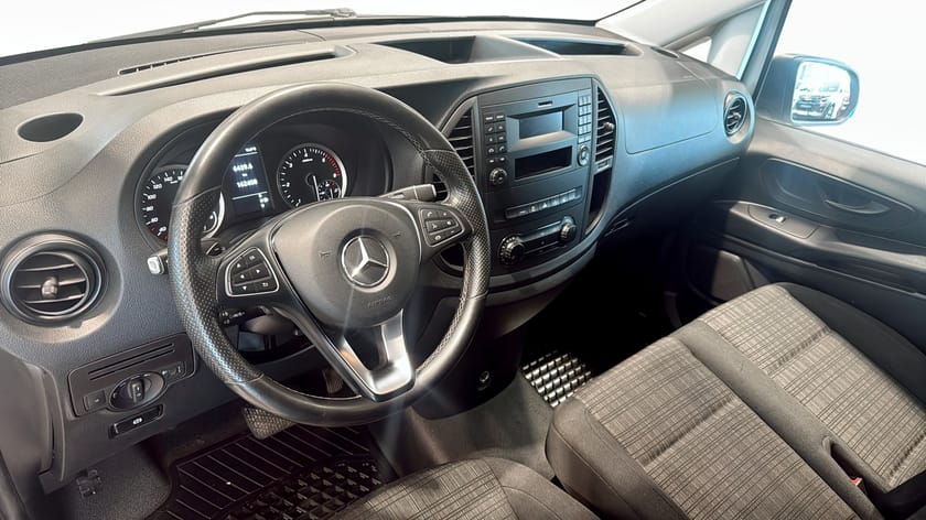 Bild 4 av Mercedes-Benz Vito 116 CDI 2.8t Extra lång | Nyservad | Motorvärmare