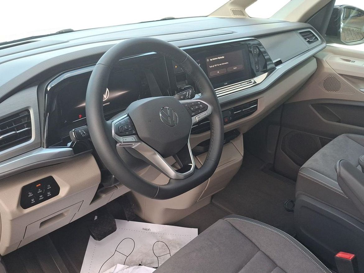 Volkswagen Volkswagen Multivan eHybrid 4M — bild 8