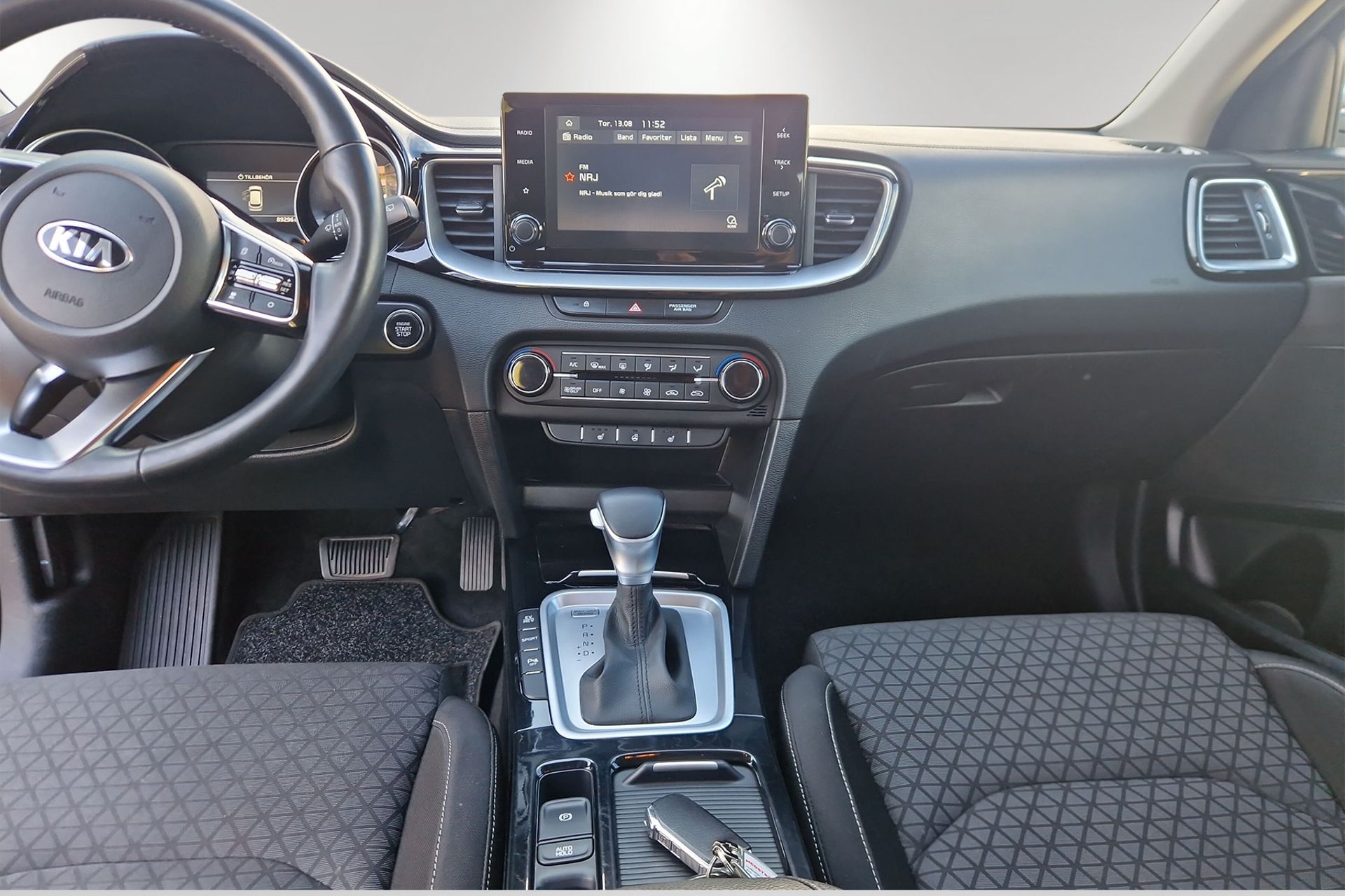Kia Ceed Advance 2021, photo 6/14