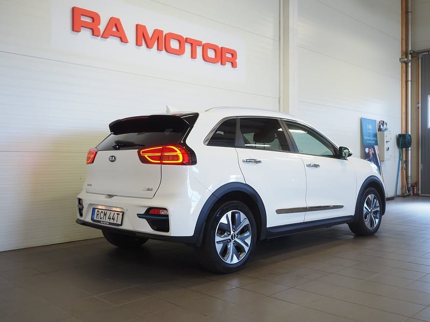 Bild 5 av Kia e-Niro e- 64 kWh Advance Plus Tech Taklucka JBL Navi Läder