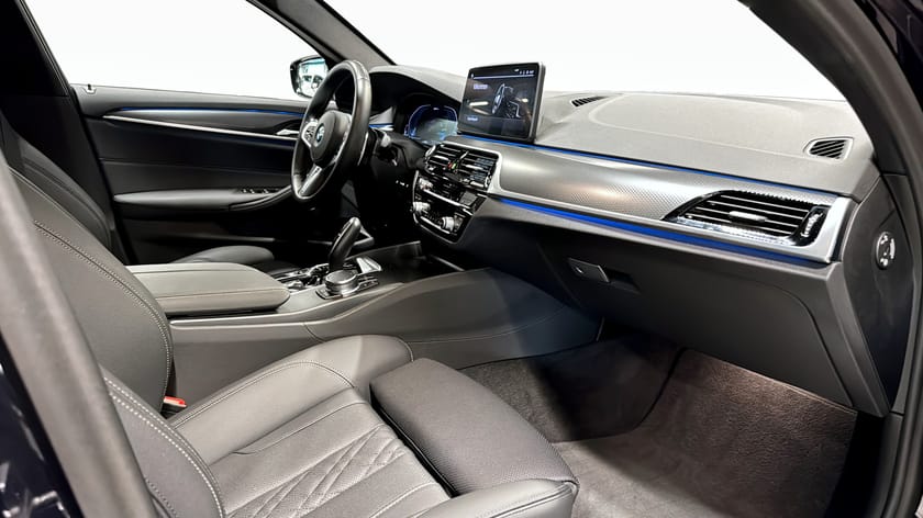 Bild 3 av BMW 530e xDrive Sedan M-sport Drag