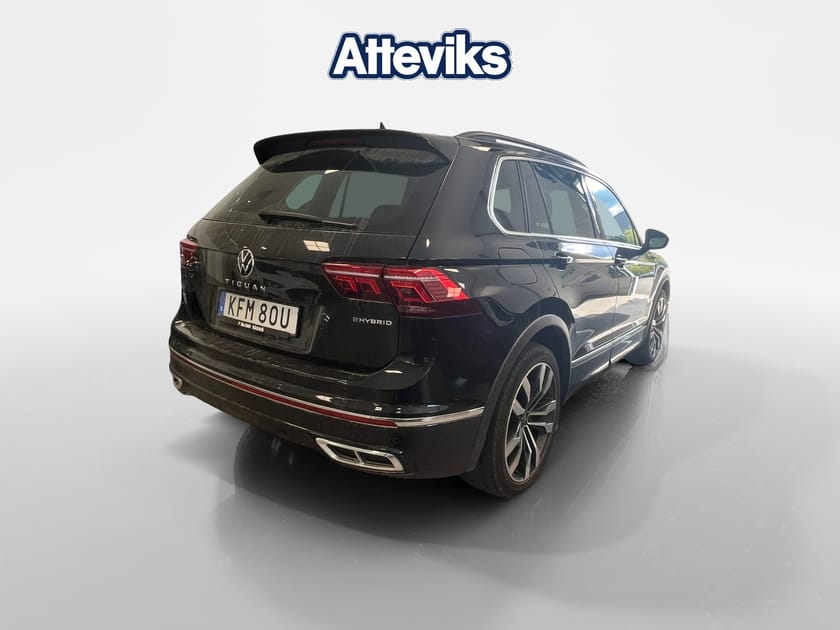 Bild 2 av Volkswagen Tiguan eHybrid R-Line 245hk *Keyless/Backkamera/Drag*