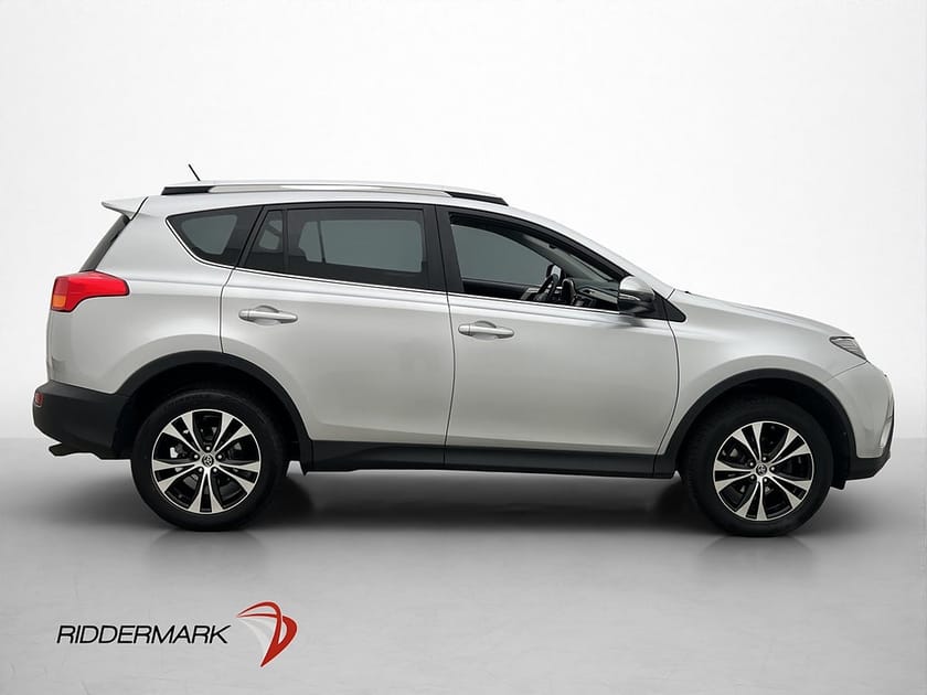 Bild 4 av Toyota RAV4 AWD Edition Kamera Dragkrok M-Värmare 151hk