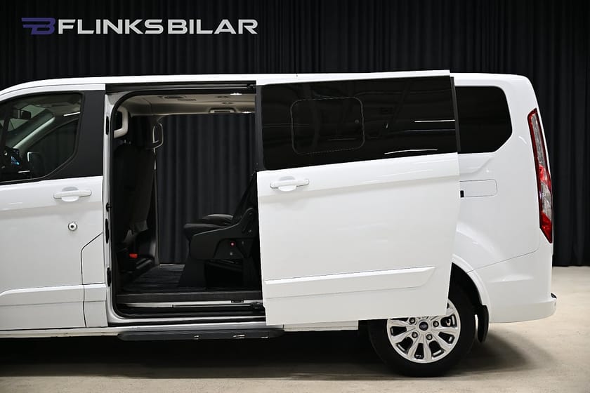 Bild 4 av Ford Tourneo Custom 320 130HK L2 Automat|9-Sits|LED|NyKamrem|Leasbar
