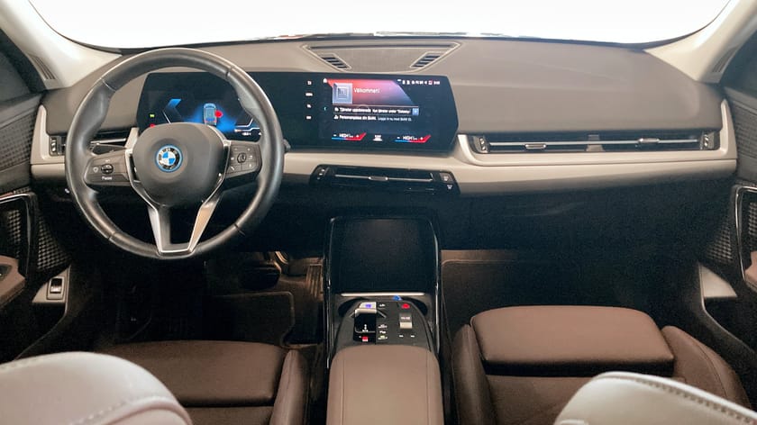 Bild 4 av BMW iX1 xDrive30 DRAG NAVI KAMERA MOMS 306HK