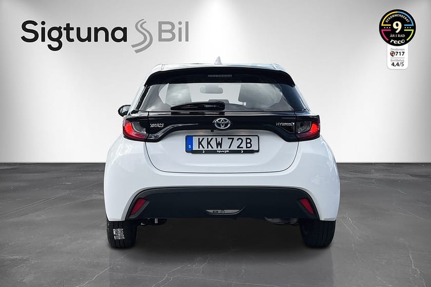 Bild 4 av Toyota Yaris Hybrid CVT Active / Backkamera / Värmare / Moms