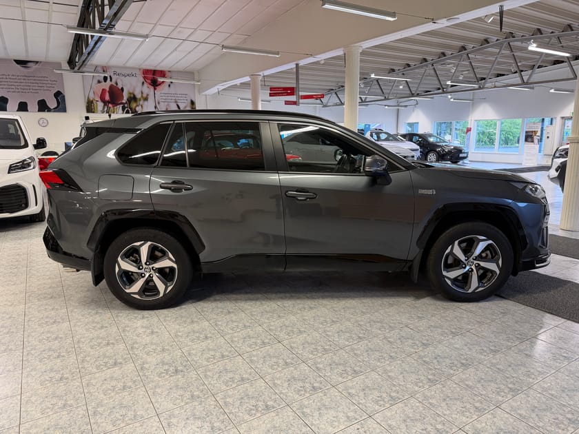 Bild 2 av Toyota RAV4 Laddhybrid X-Edition