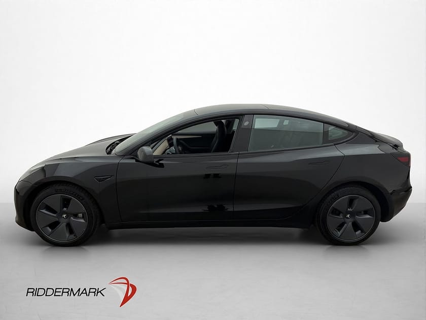 Bild 5 av Tesla Model 3 Standard Range 283hk Pano Värmepump Läder MOMS