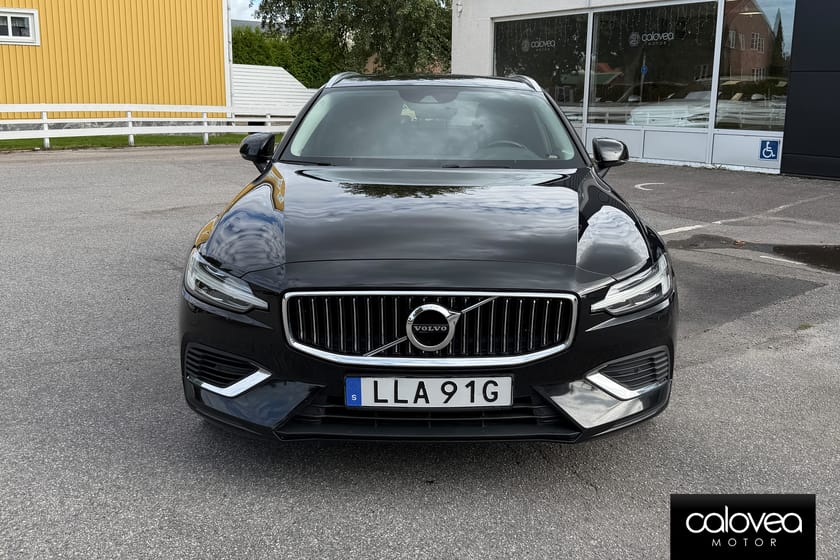 Bild 3 av Volvo V60 Recharge T6 AWD Inscription 350 hk – Drag, Moms