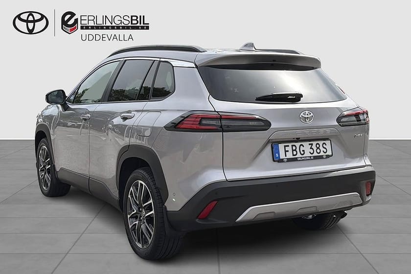 Bild 2 av Toyota Corolla Cross Hybrid AWD-i 2.0 ELHYBRID EXECUTIVE SKINN PANO JBL V-HJUL