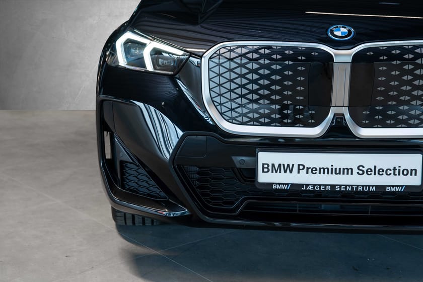 Bilde 5 av BMW iX1 xDrive30 Fully Charged M-Sport 6,29% Pano Krok A.Cruise H/K HUD