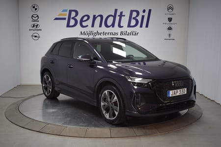 Audi Q4 50 e-tron quattro S line Selection Välutrust/1 ägare