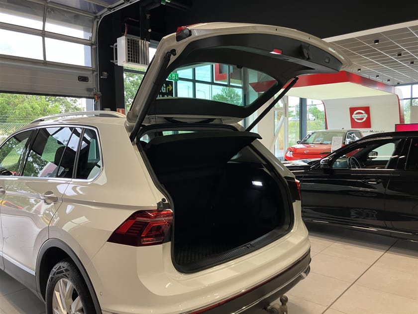 Bild 5 av Volkswagen Tiguan 4M 200hk Elegance Drag Värmare Kamera