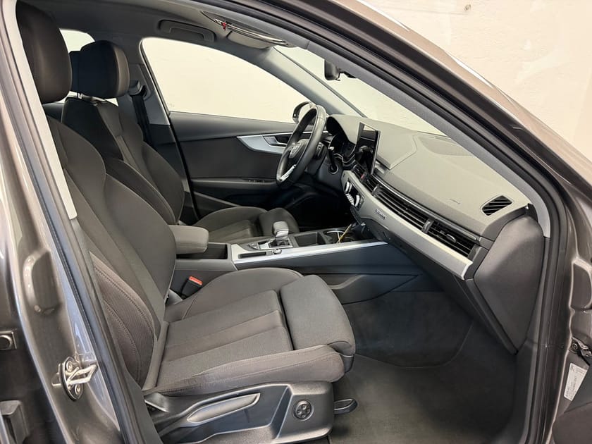 Bild 5 av Audi A4 Avant 40 TDI quattro S-TRONIC PROLINE | SPORT EDITION