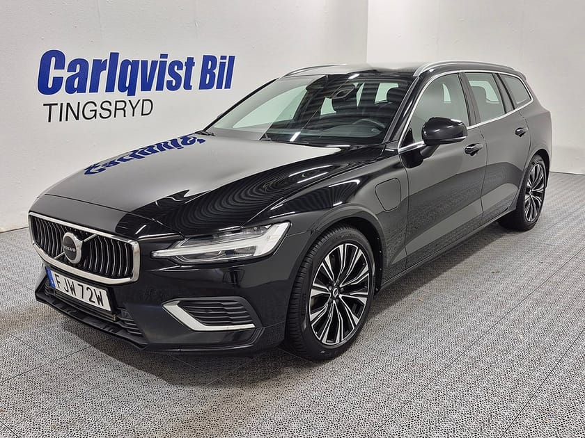 Bild 1 av Volvo V60 T6 Recharge Core Bright plug in AWD 350HK 4x4