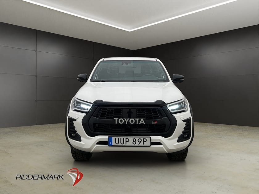 Bild 5 av Toyota Hilux Dubbelhytt GR Sport 2.8 4WD M/K-Värm Drag JBL Diff Moms