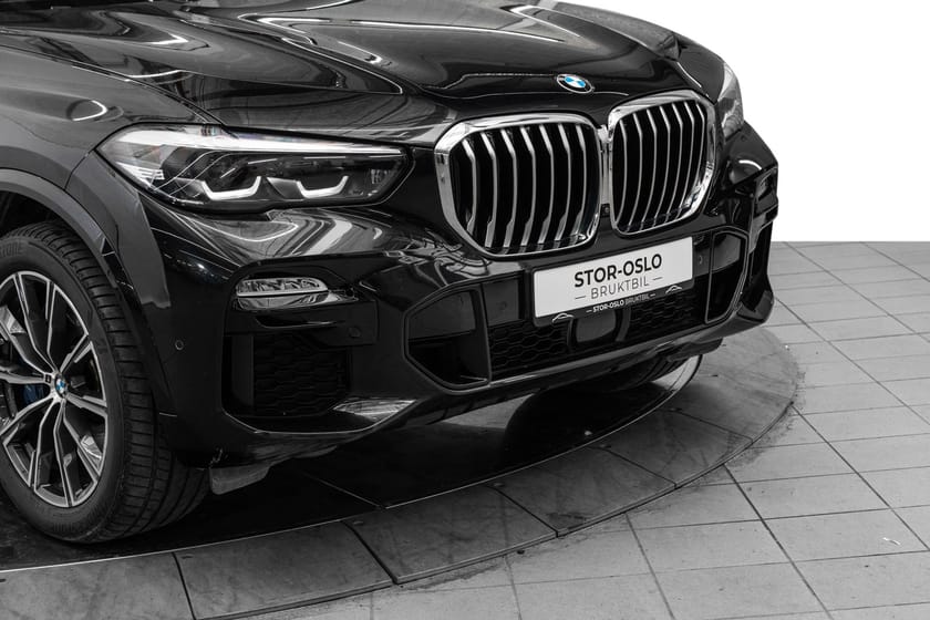 Bilde 3 av BMW X5 xDrive45e iPerformance M-sport/komfortseter/Krok/Panorama