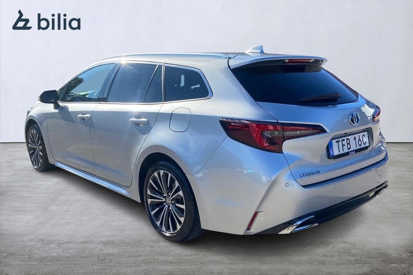 Bild 2 av Toyota Corolla Touring Sports Hybrid 1,8 Style Appstyrd Värmare