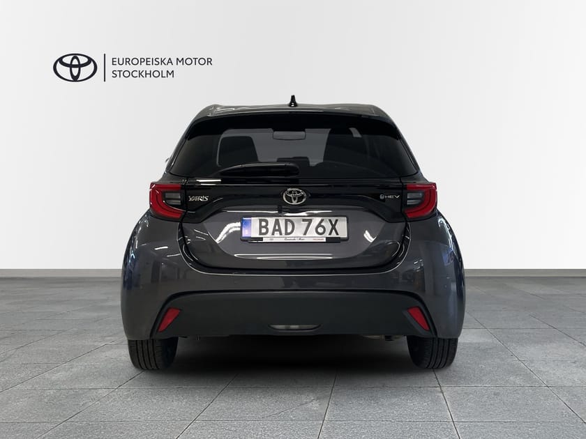 Bild 4 av Toyota Yaris Hybrid 115 1,5 HSD ACTIVE PLUS SÄKERHETSPAKET / VINTER