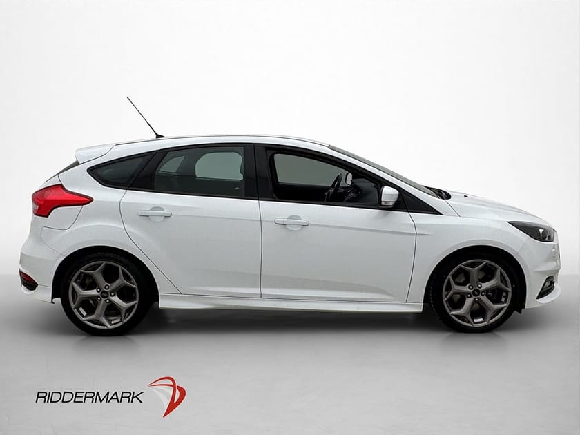 Bild 5 av Ford Focus ST ST-3 250hk Recaro M/K-Värmare Skinn Bluetooth