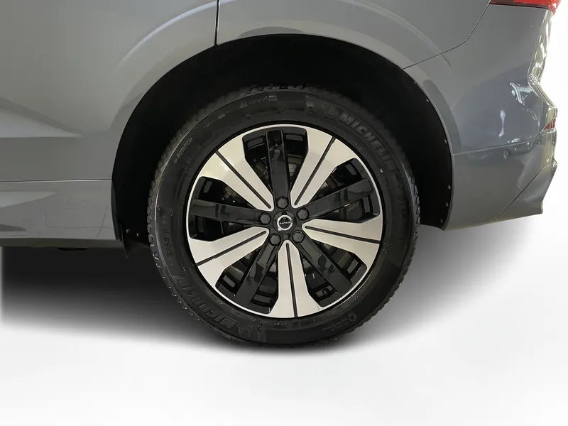 Bild 9 av 10 – Volvo XC60 Recharge T8 Plus Dark