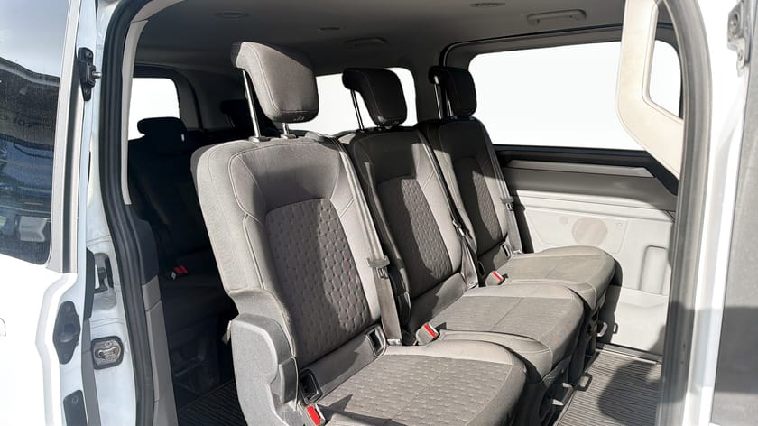 Bild 5 av Ford Tourneo Custom 320 Titanium LWB 2.0L 170HK 9-sits / Dieselvärmare