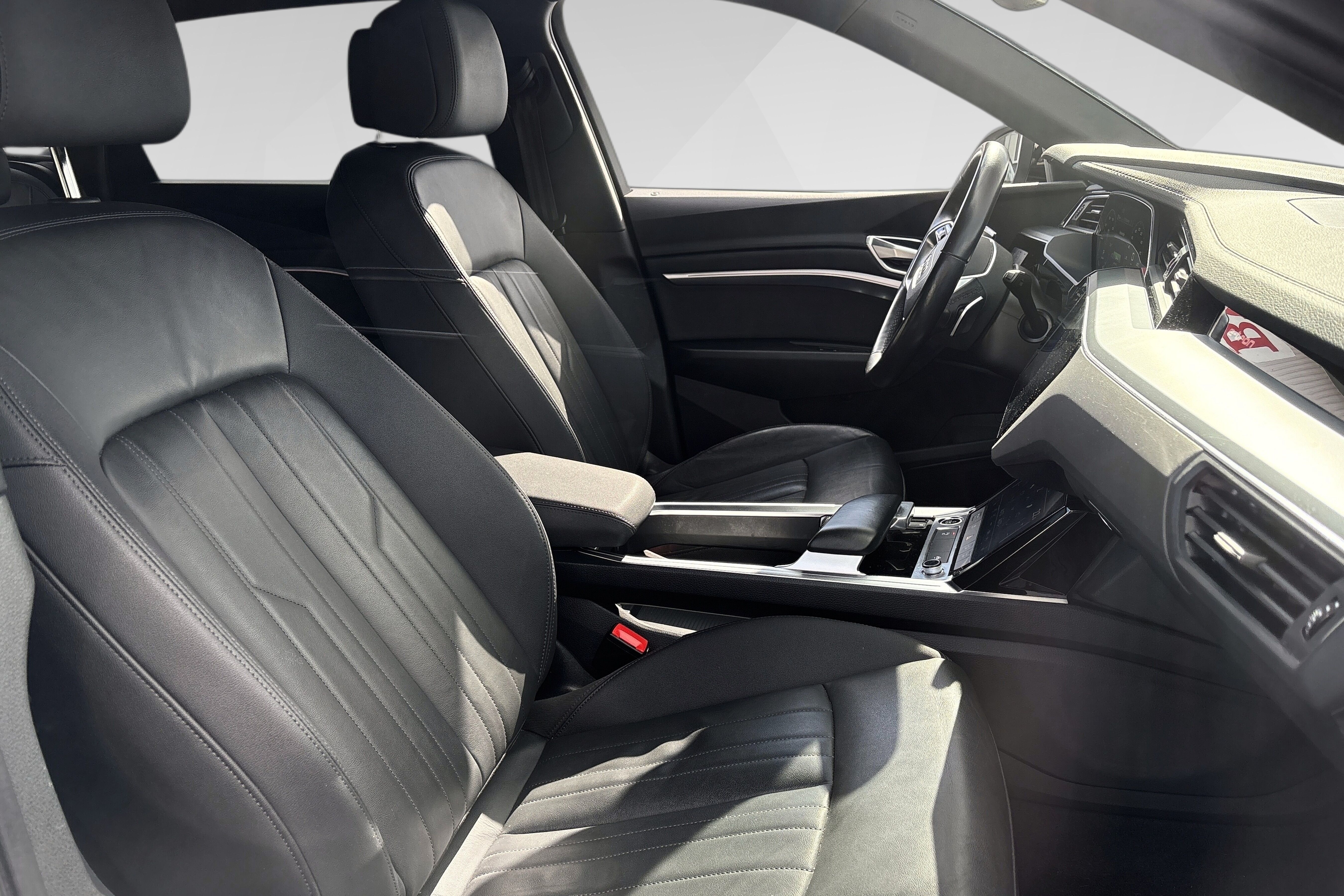 Audi e-tron 55 quattro bilde 19