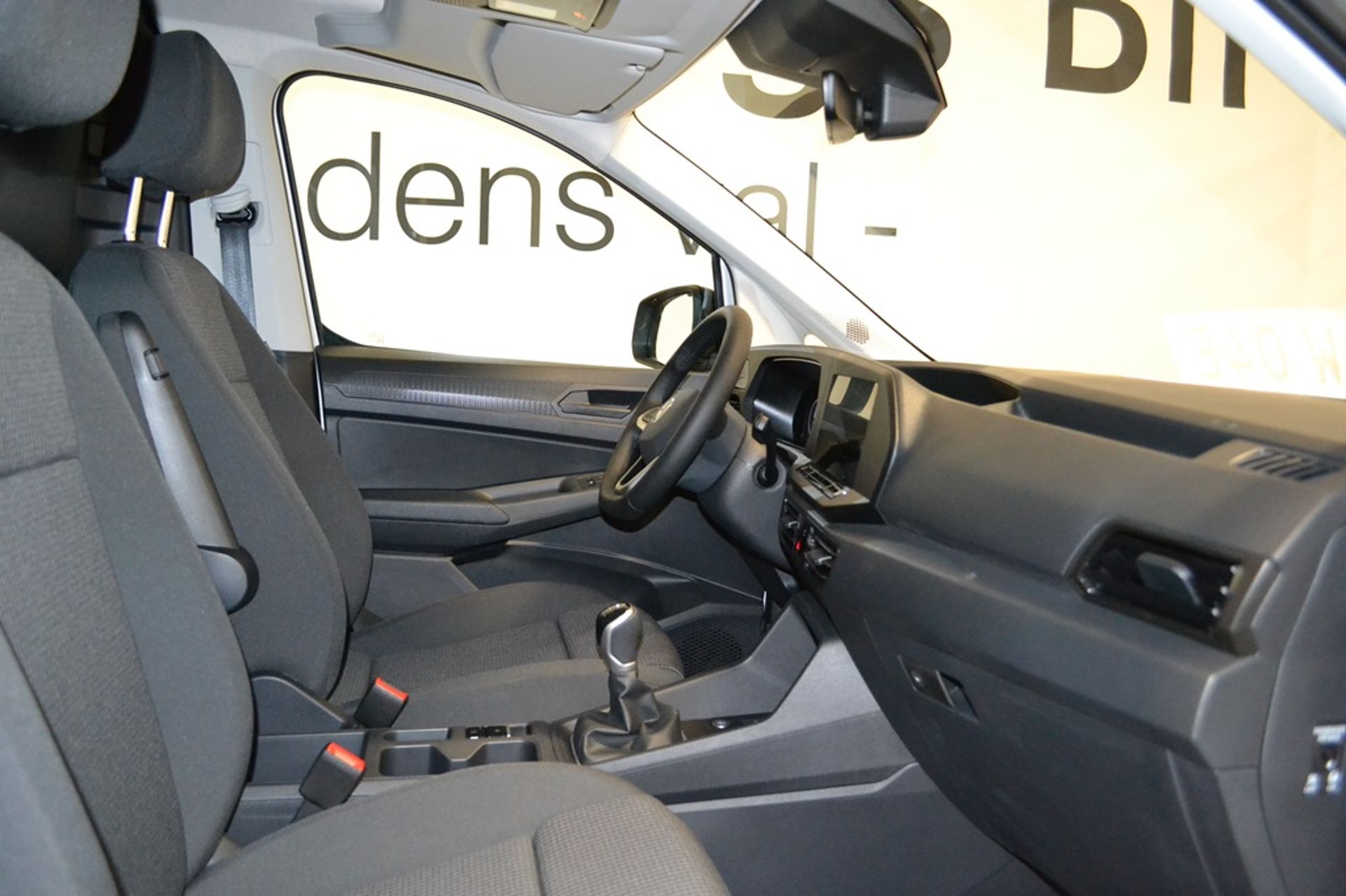 Volkswagen Caddy 2.0 TDI 4Motion 2026, bild 6/13