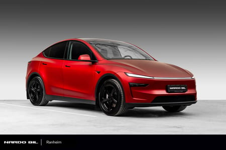 Tesla Model Y Long Range AWD Juniper/360/Autopilot/Helfoliert