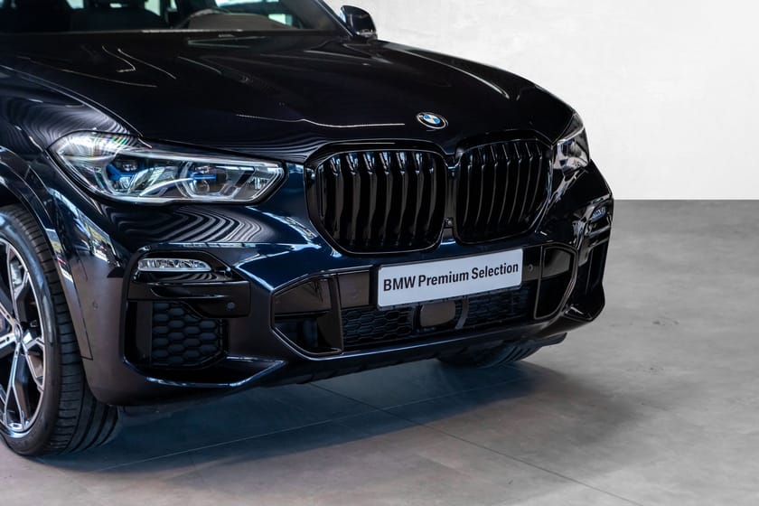 Bilde 2 av BMW X5 xDrive45e iPerformance M-Sport Krok Pano Bakhjulsstyring Luft