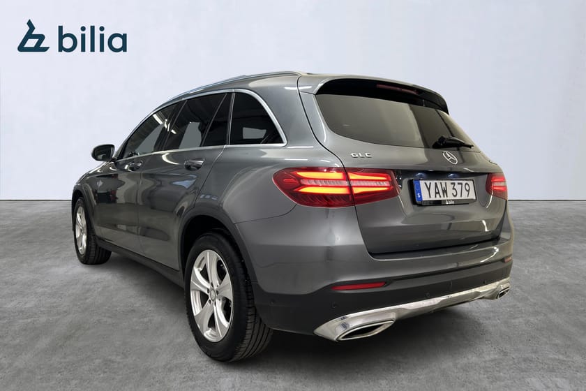 Bild 2 av Mercedes-Benz GLC 220 d 4MATIC / Luftfjädring / Värmare / Drag