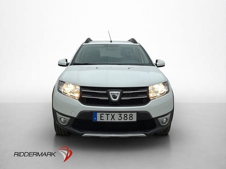 Dacia Sandero Stepway TCe 90hk Navi P-Sensorer Farthållare